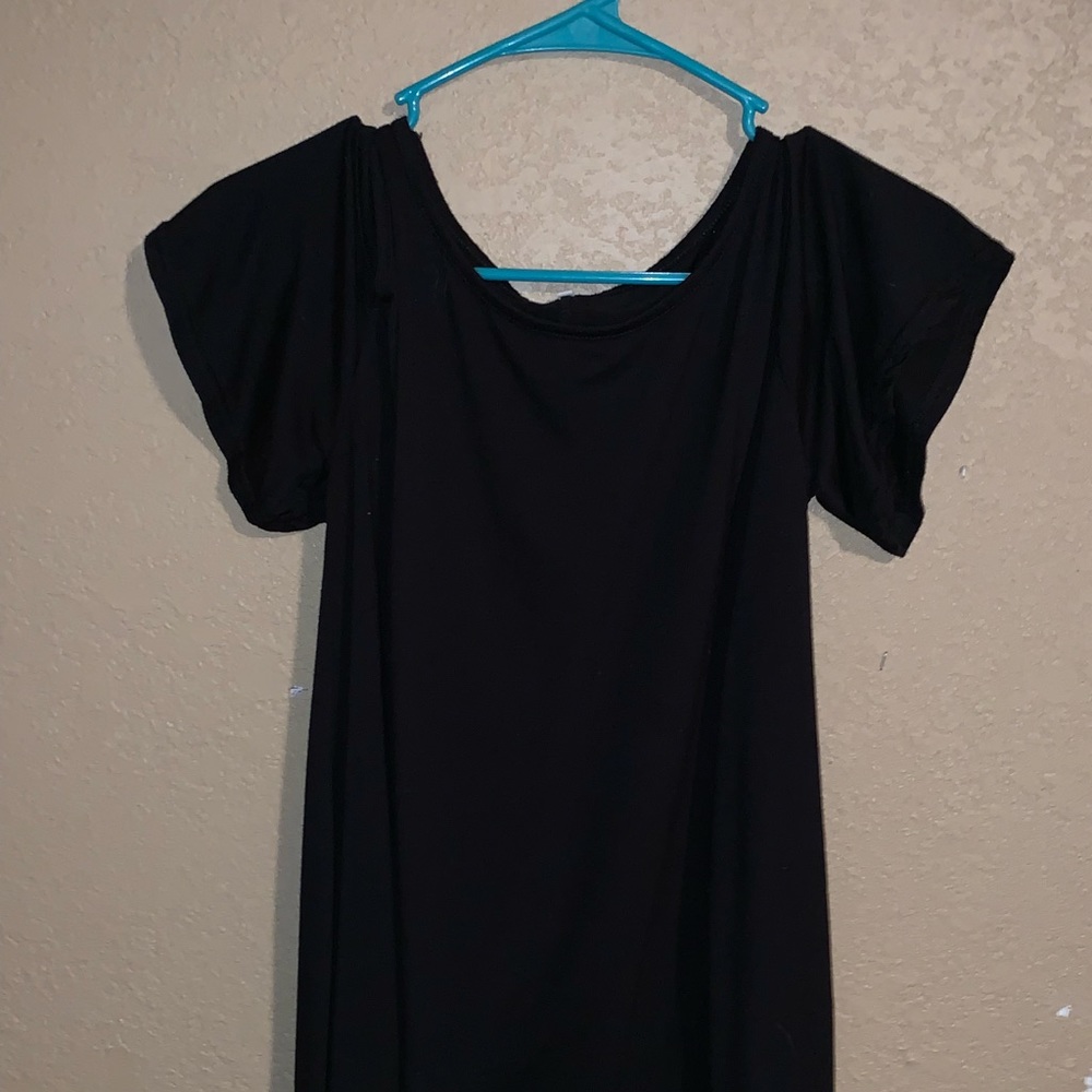 Peep Shoulder Black Long Blouse